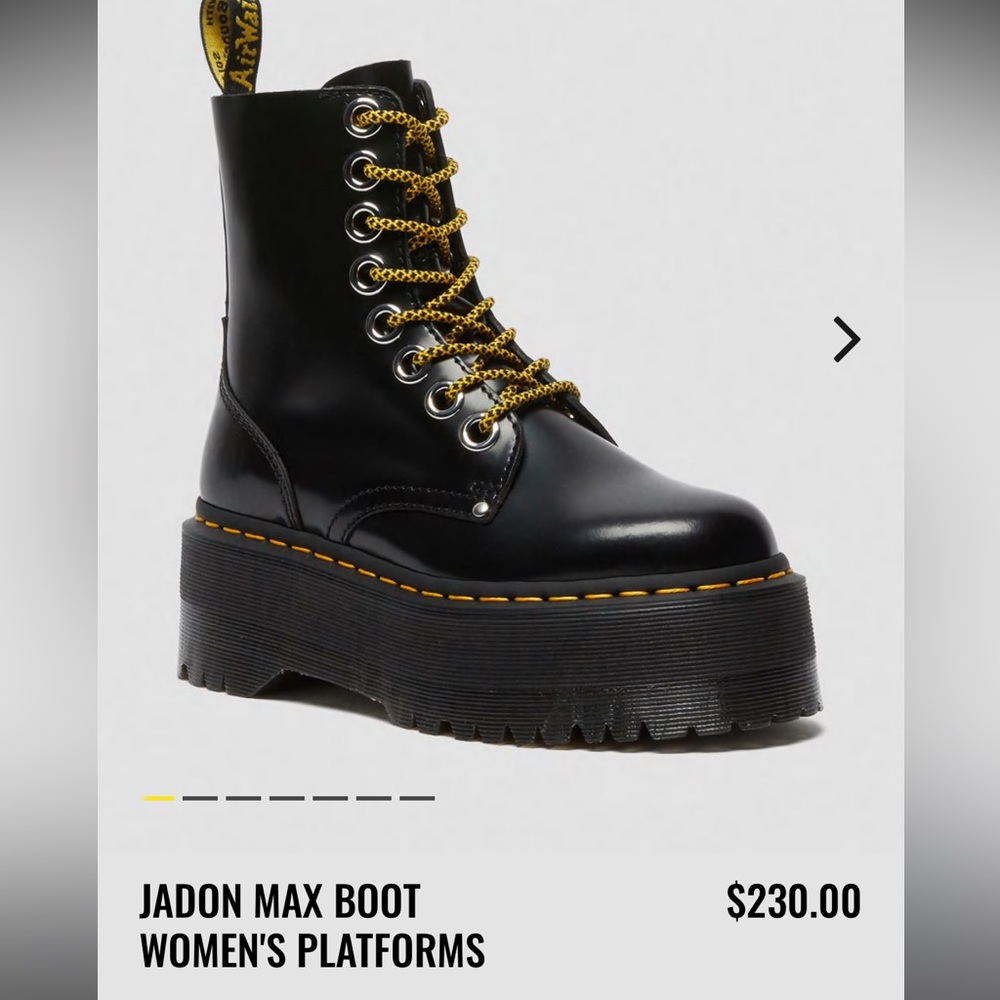 DR. MARTENS new without box and tags⭐️